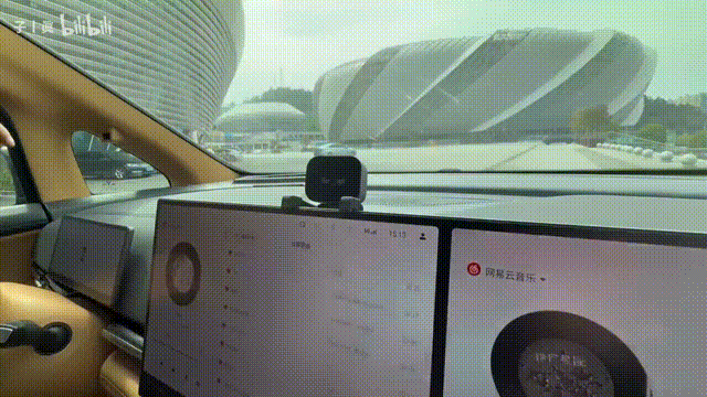 支持跟随音乐律动