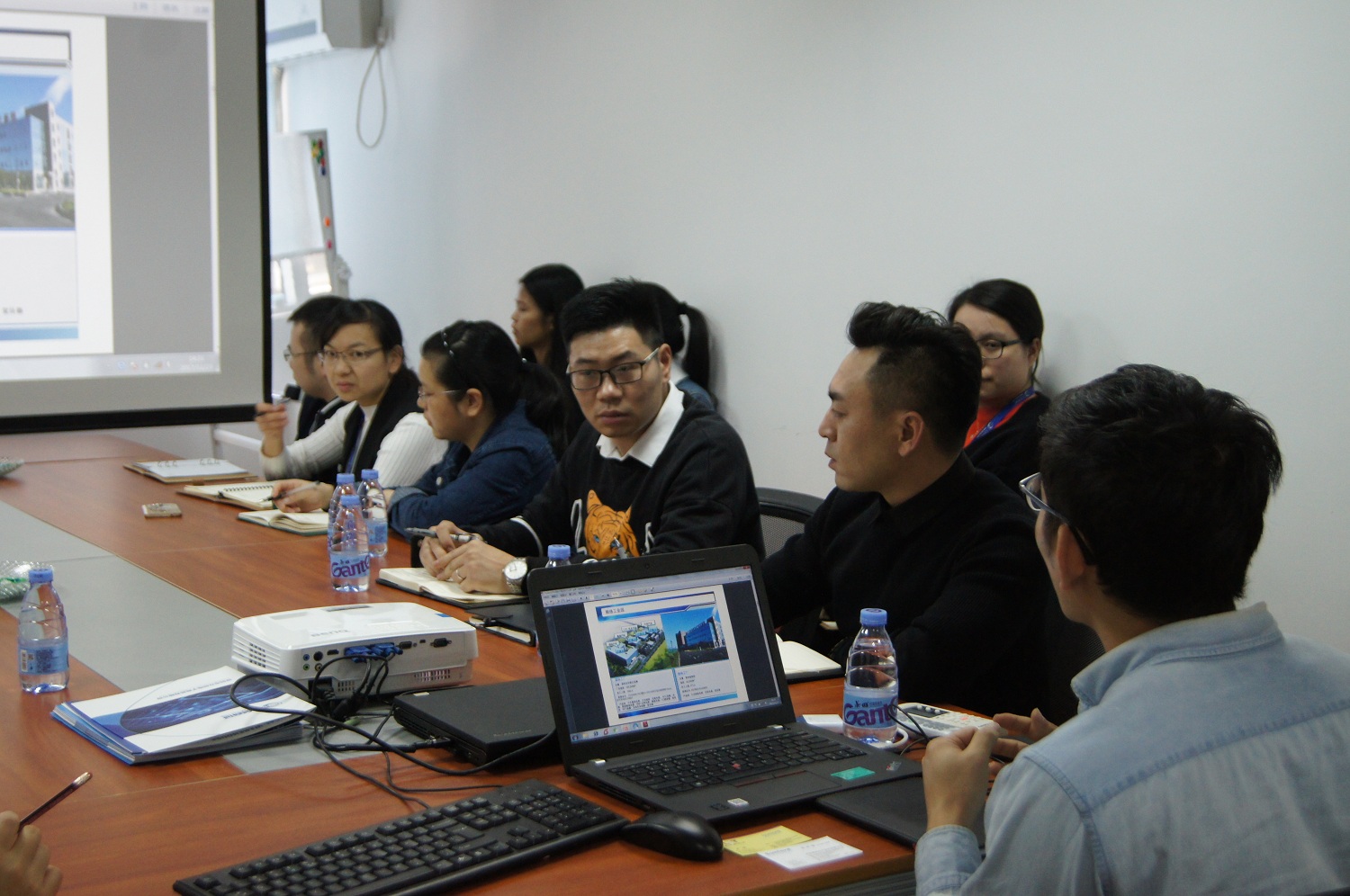 点击查看大图 点击查看大图