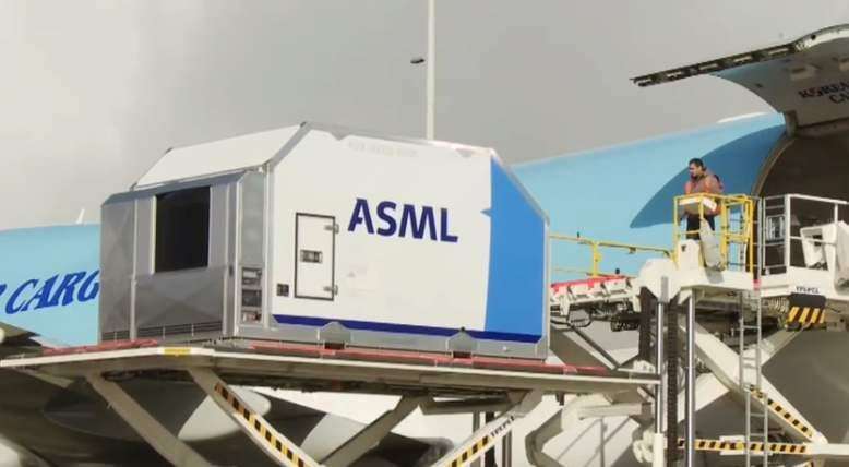 2019年ASML出货26台EUV，一半属于台积电