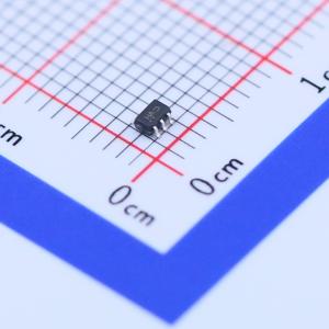 MC74HC1G14DFT2G商品缩略图