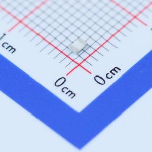 CR0805F82211G商品缩略图