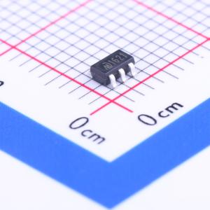 3MHz、200μA、轨到轨输入/输出CMOS运算放大器