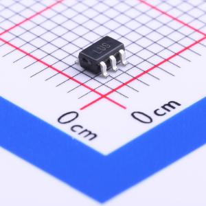 ADM8322WC26ARJZR7商品缩略图