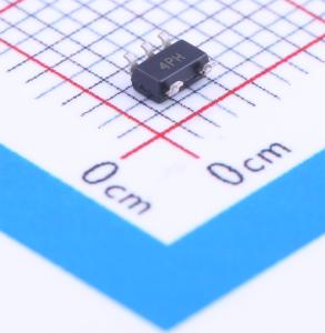 MIC5233-1.8YM5-TR商品缩略图