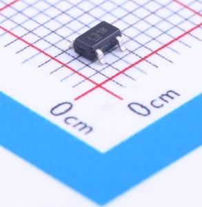 MIC5233-1.8YM5-TR商品缩略图