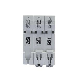 EA9AN 3P C16A商品缩略图