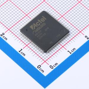 AGL030V5-VQ100I商品缩略图