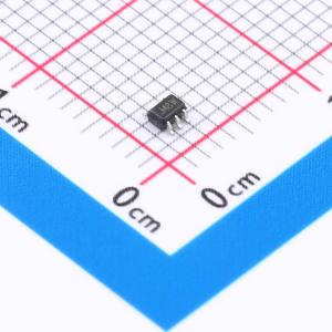 ADCMP371AKSZ-REEL7商品缩略图