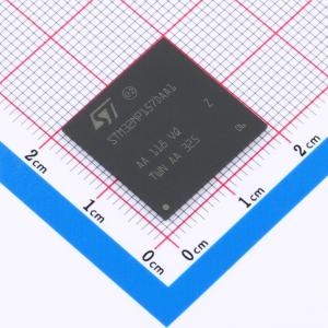 带有 Arm 双核 Cortex-A7 800 MHz、Arm Cortex-M4 实时协处理器、3D GPU、TFT/MIPI DSI 显示屏、FD-CAN