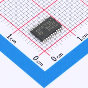 具有 3 个 24 位 Σ-Δ ADC、4KB 闪存和 256B RAM 的 12MHz 计量 AFE