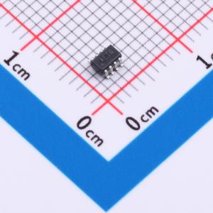 MAX9017AEKA+T商品缩略图