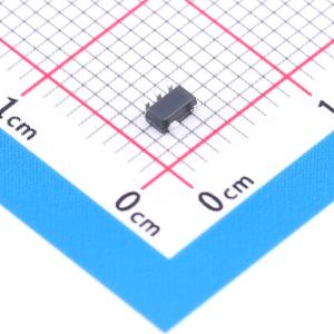 XC6232B282MR(UMW)商品缩略图