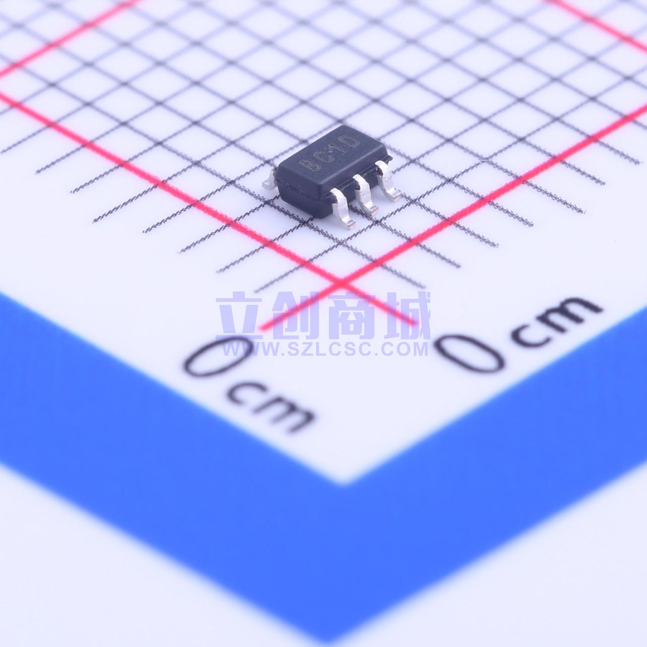 点击查看大图 MCP6561T-E/LT实物图