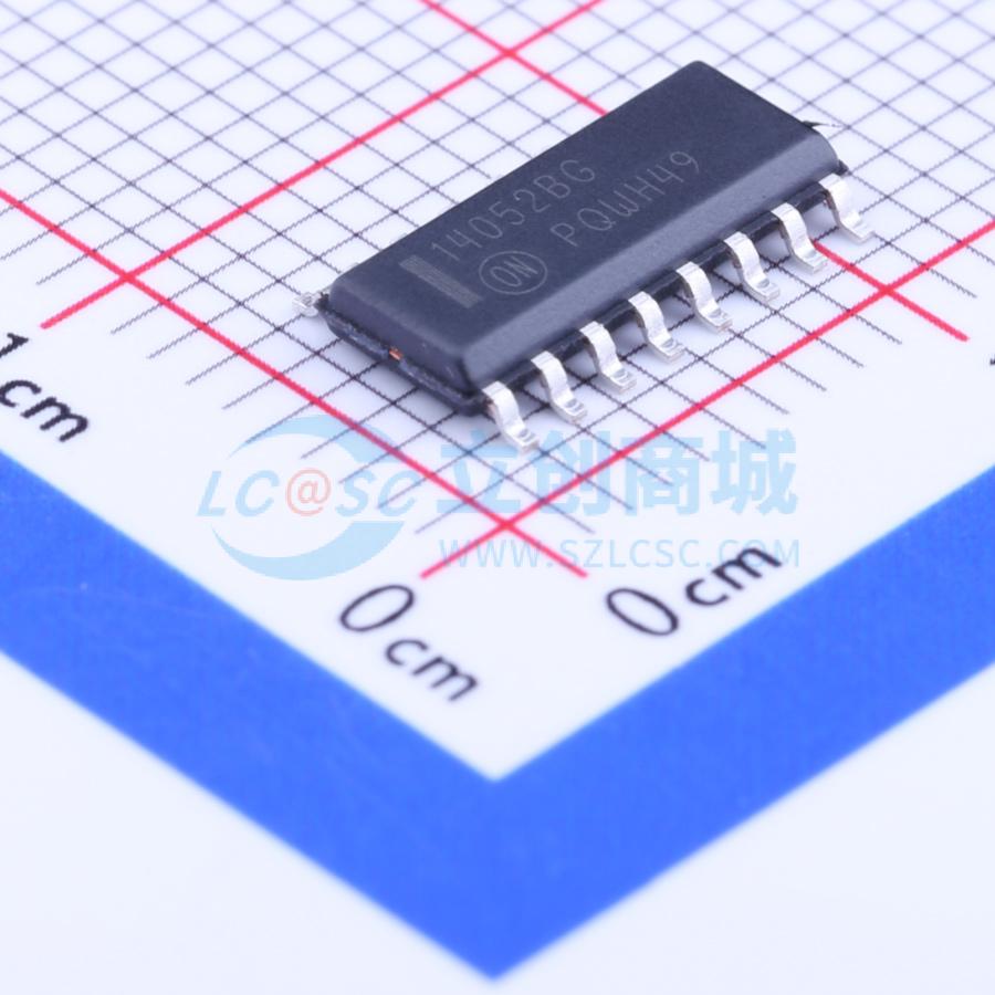 点击查看大图 MC14052BDR2G实物图