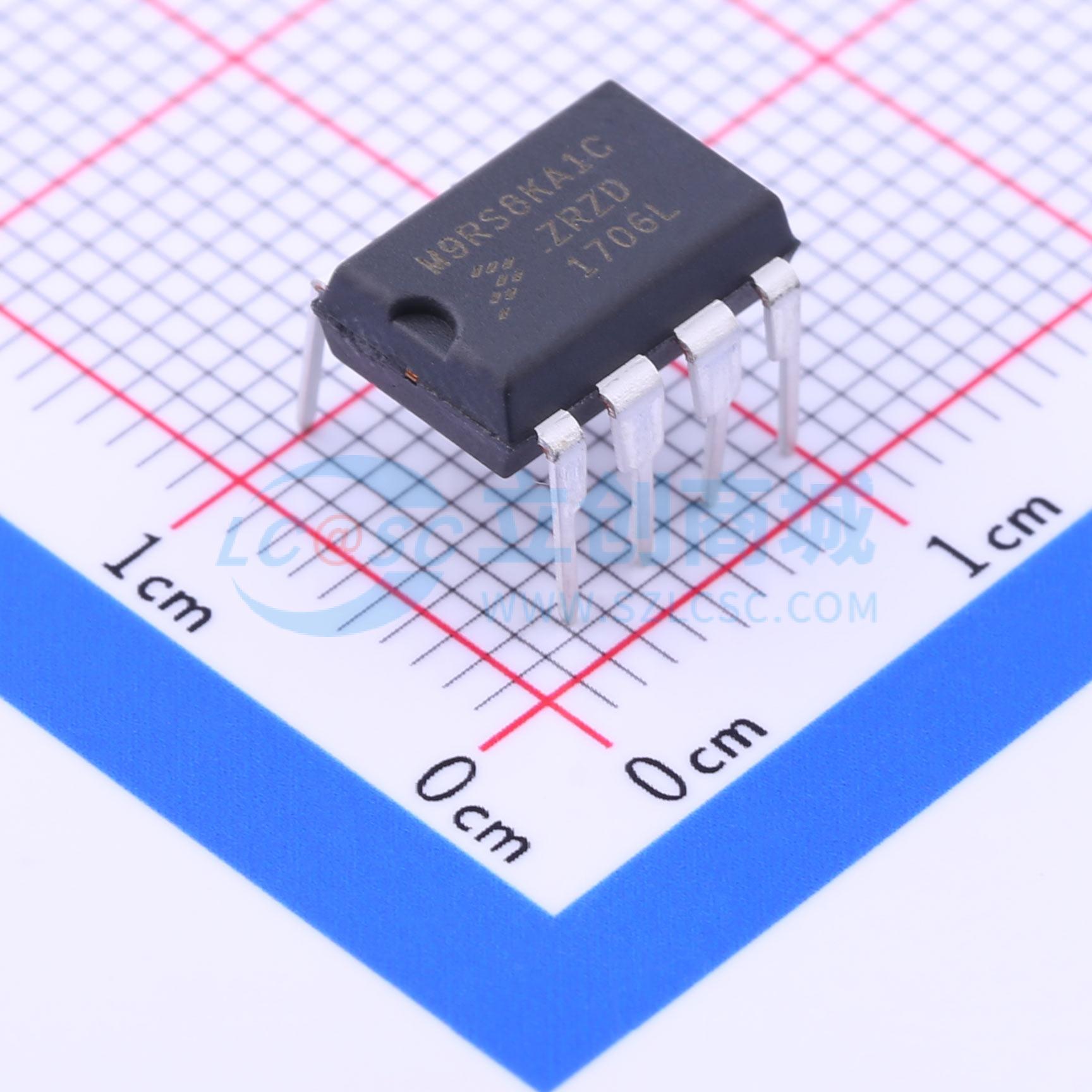 MC9RS08KA1CPC实物图