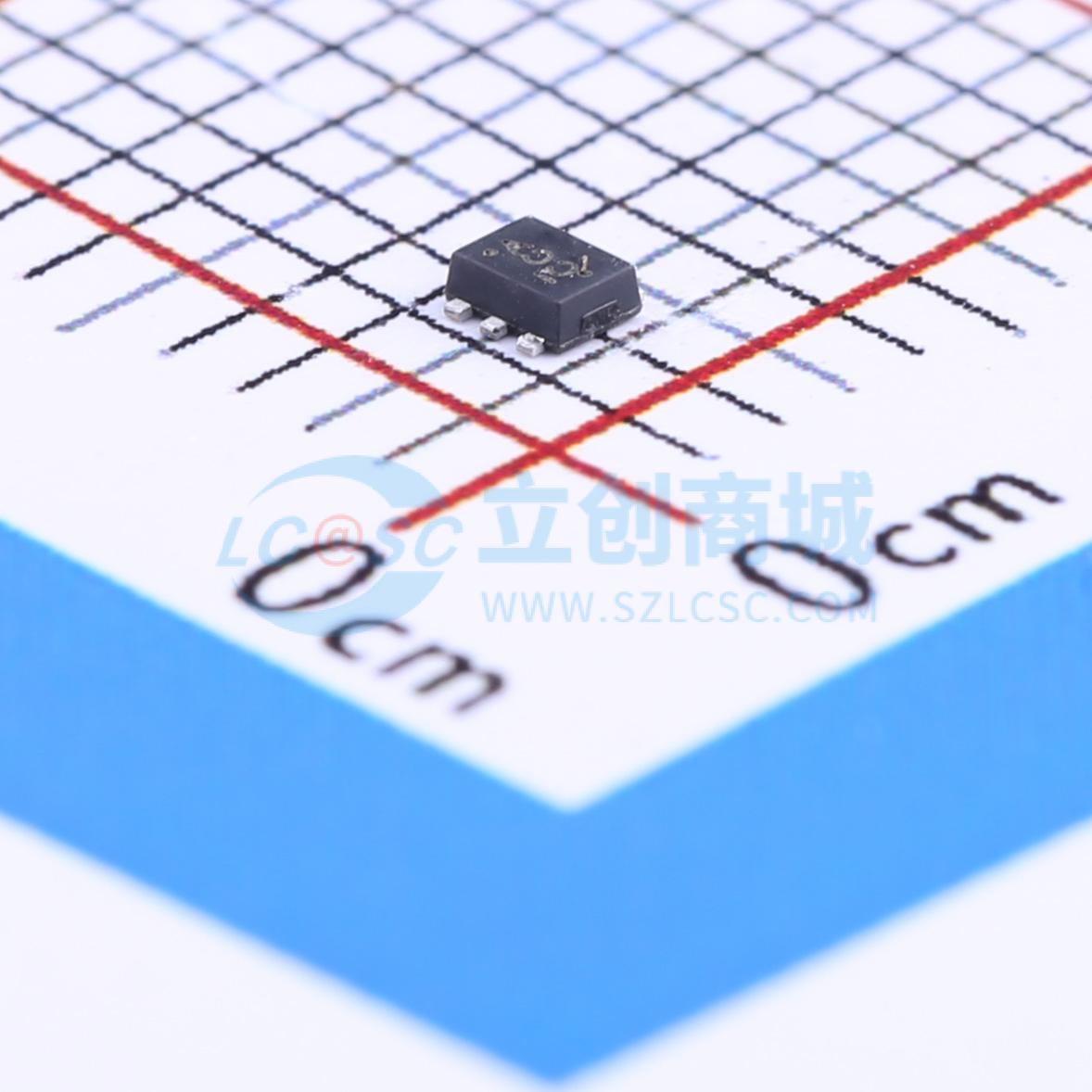 SI1024X-T1-GE3实物图