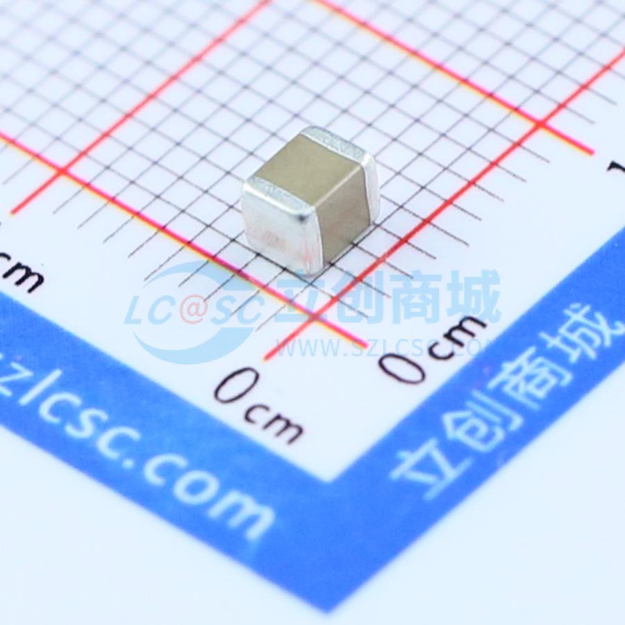 EMK325B7226MM-TR实物图