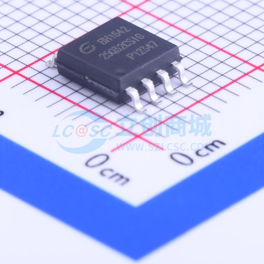 GD25Q32CSIG实物图