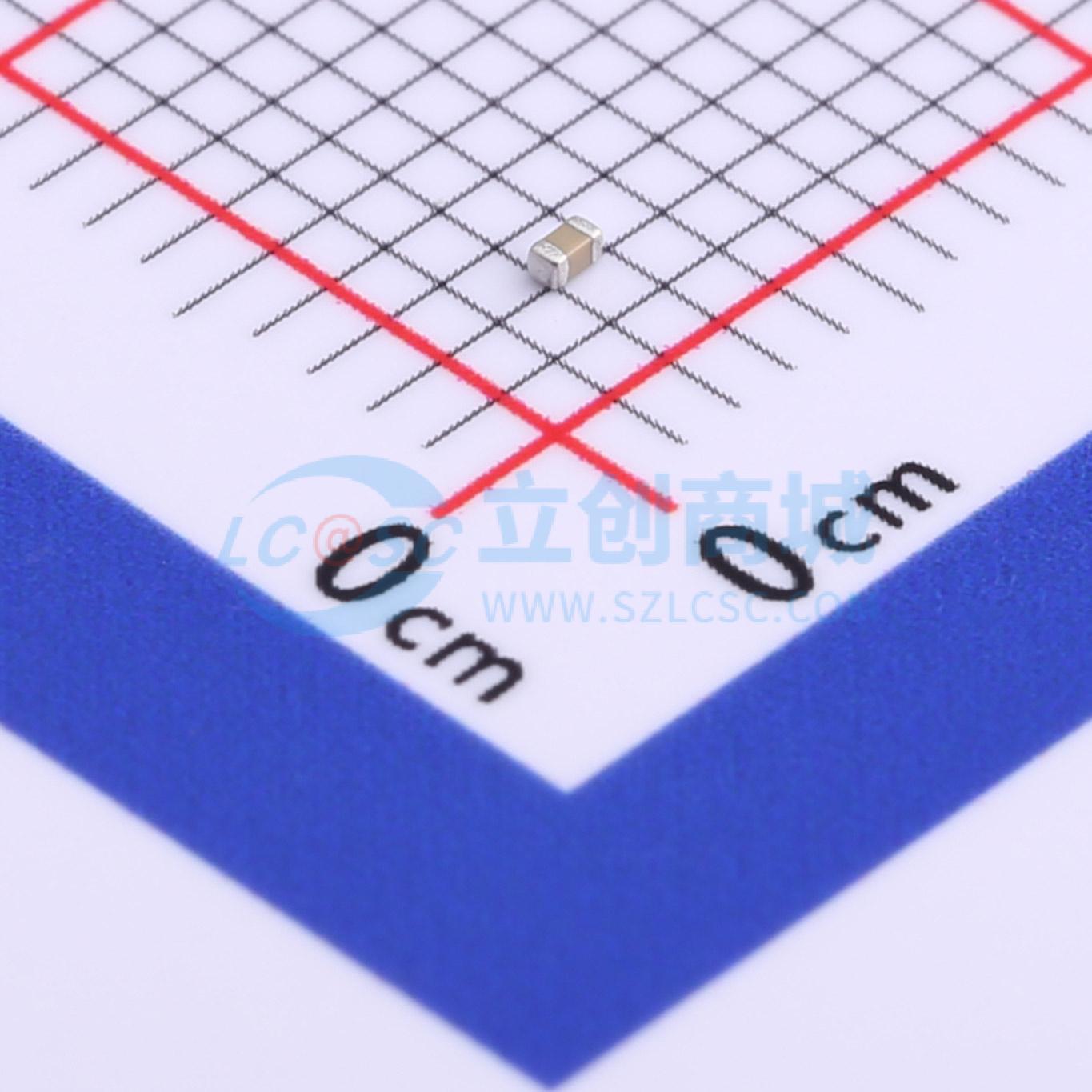 CC0402KRX7R8BB104实物图
