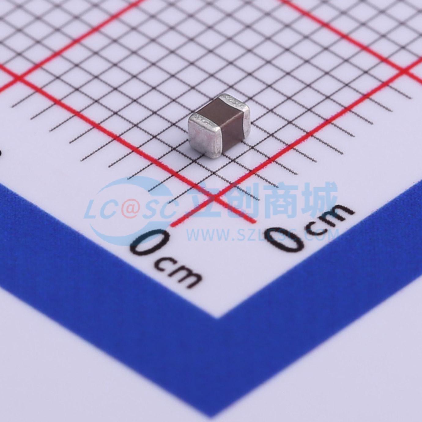 GRM21BC71E106KE11L实物图