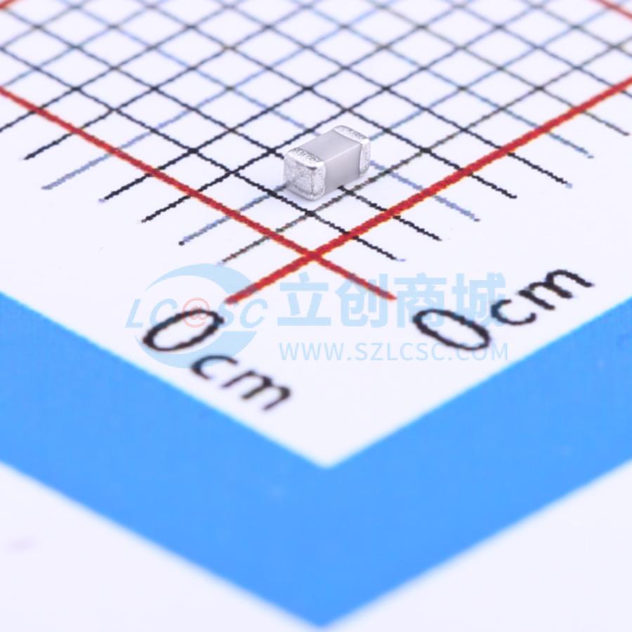 GCM1885C1H121JA16D实物图