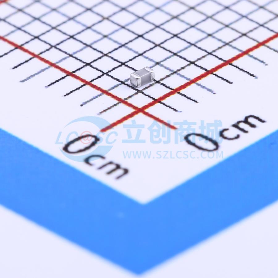 GCM1555C1H121FA16D实物图