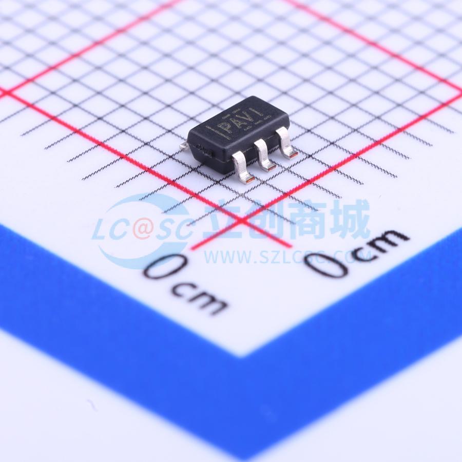 TPS3824-33DBVT实物图