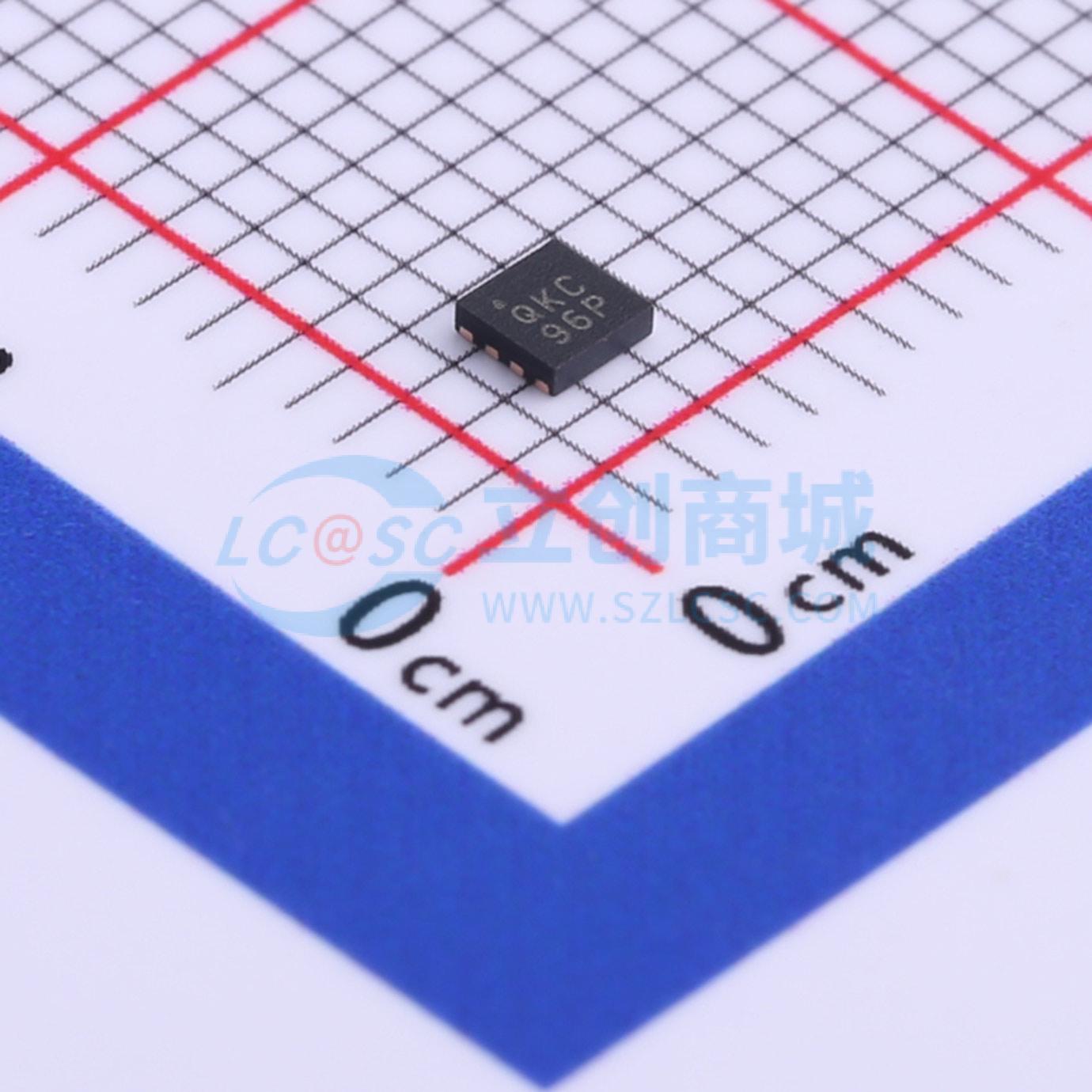 MIC23150-CYMT-TR实物图