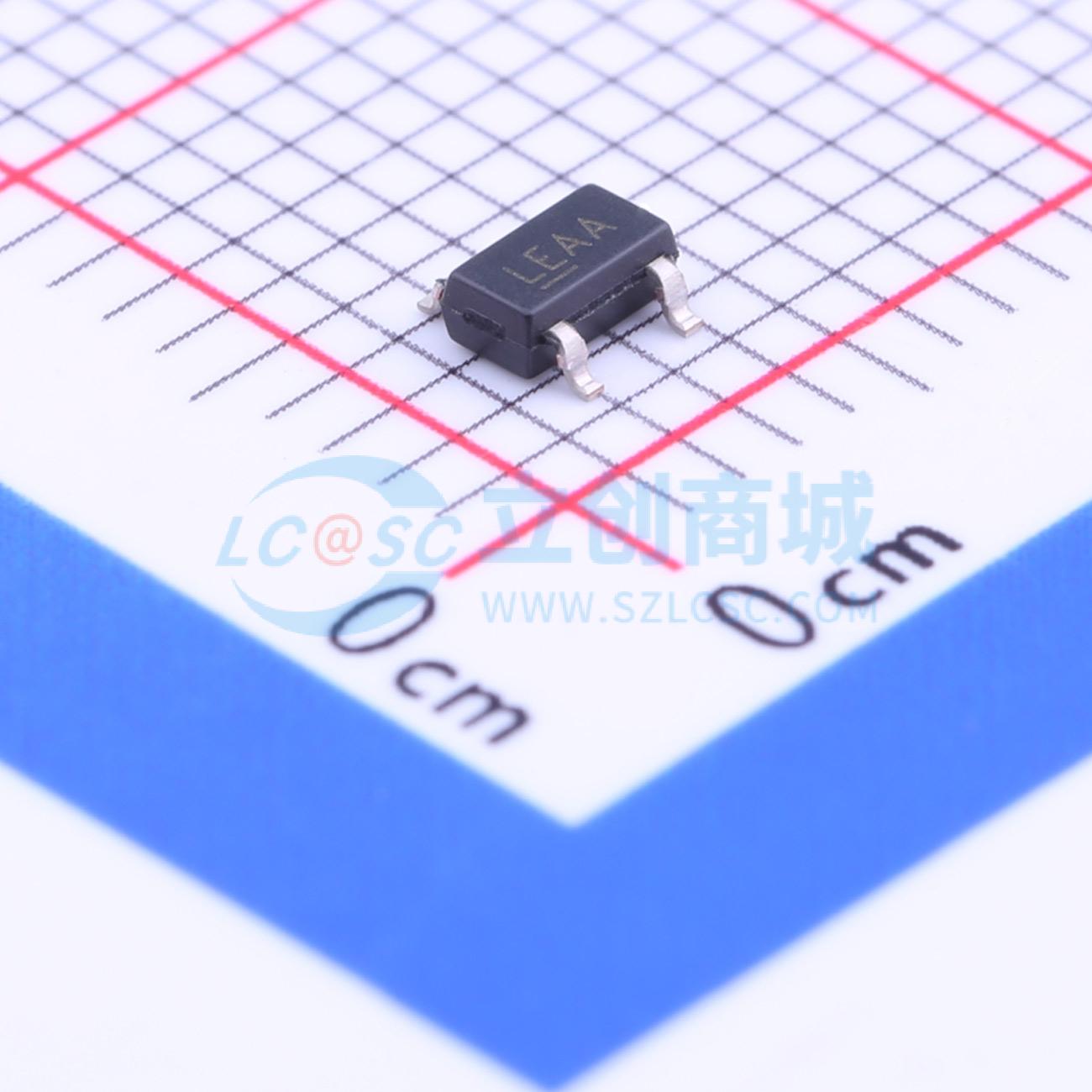 MIC5207YM5-TR实物图