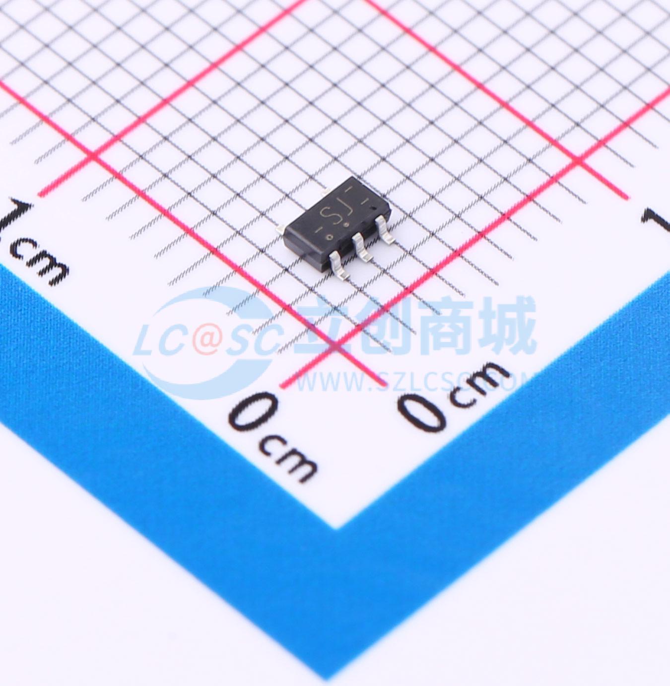 点击查看大图 74LV1T08GVH实物图