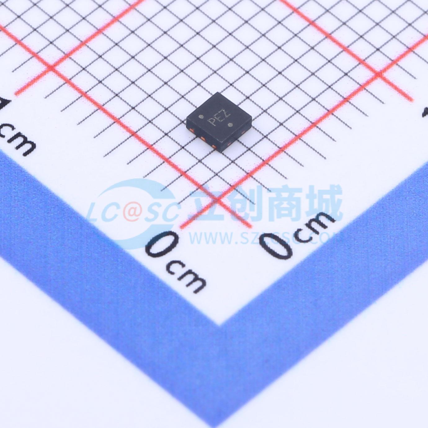 点击查看大图 NCP711BMT500TBG实物图