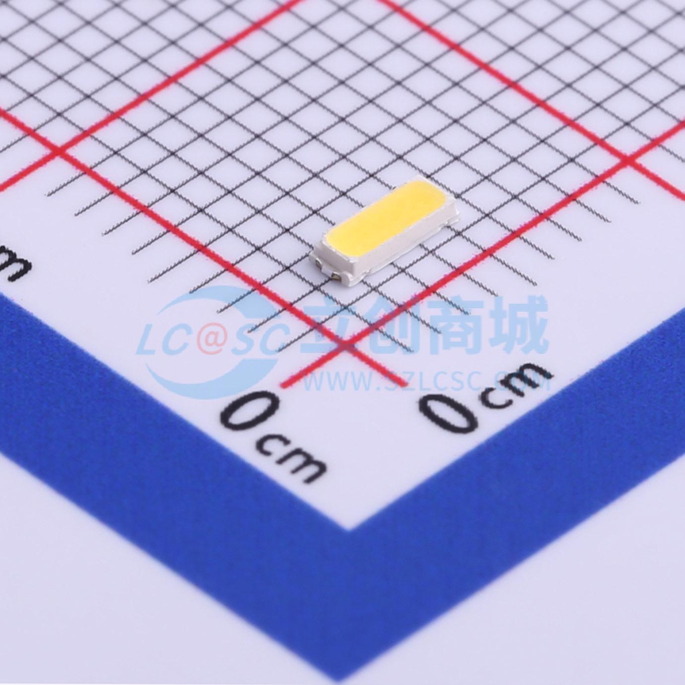 点击查看大图 HL-A-4014H421W-S1-HR3-DM-HL(4750K-5300K)实物图