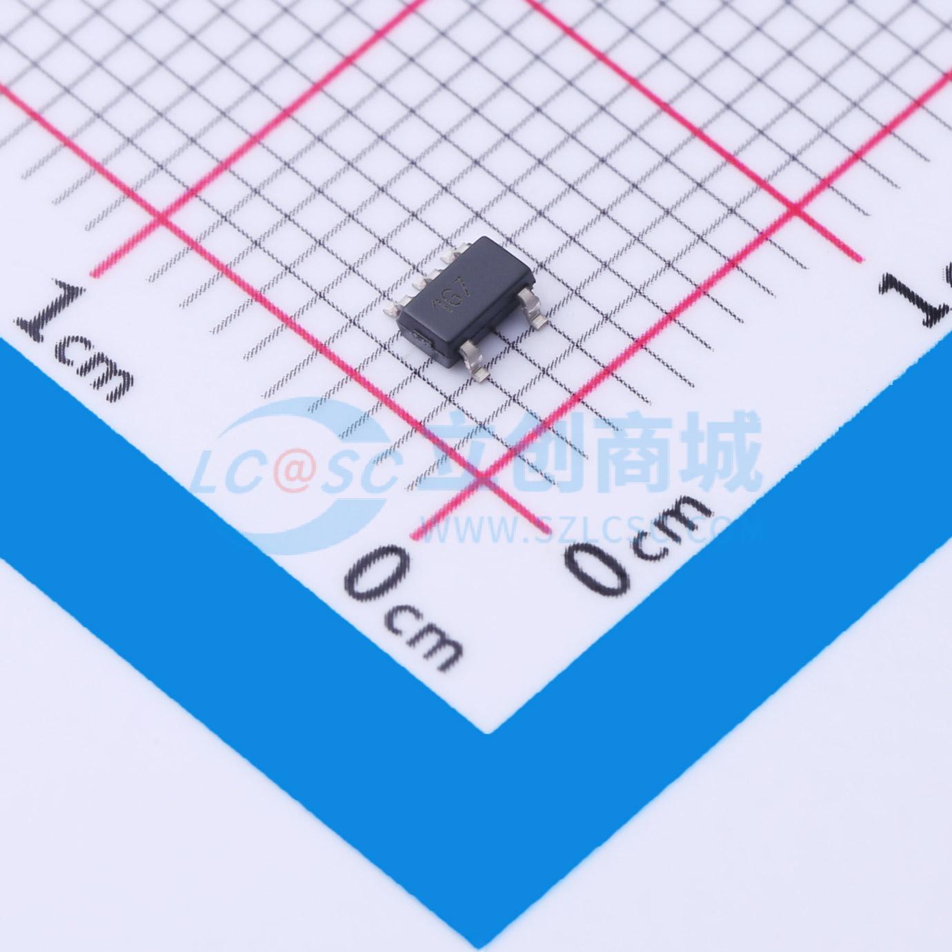 点击查看大图 MIC5317-1.8YM5-TR实物图