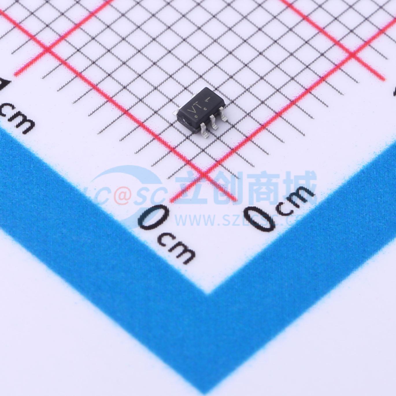 点击查看大图 NLVVHC1GT08DFT1G实物图