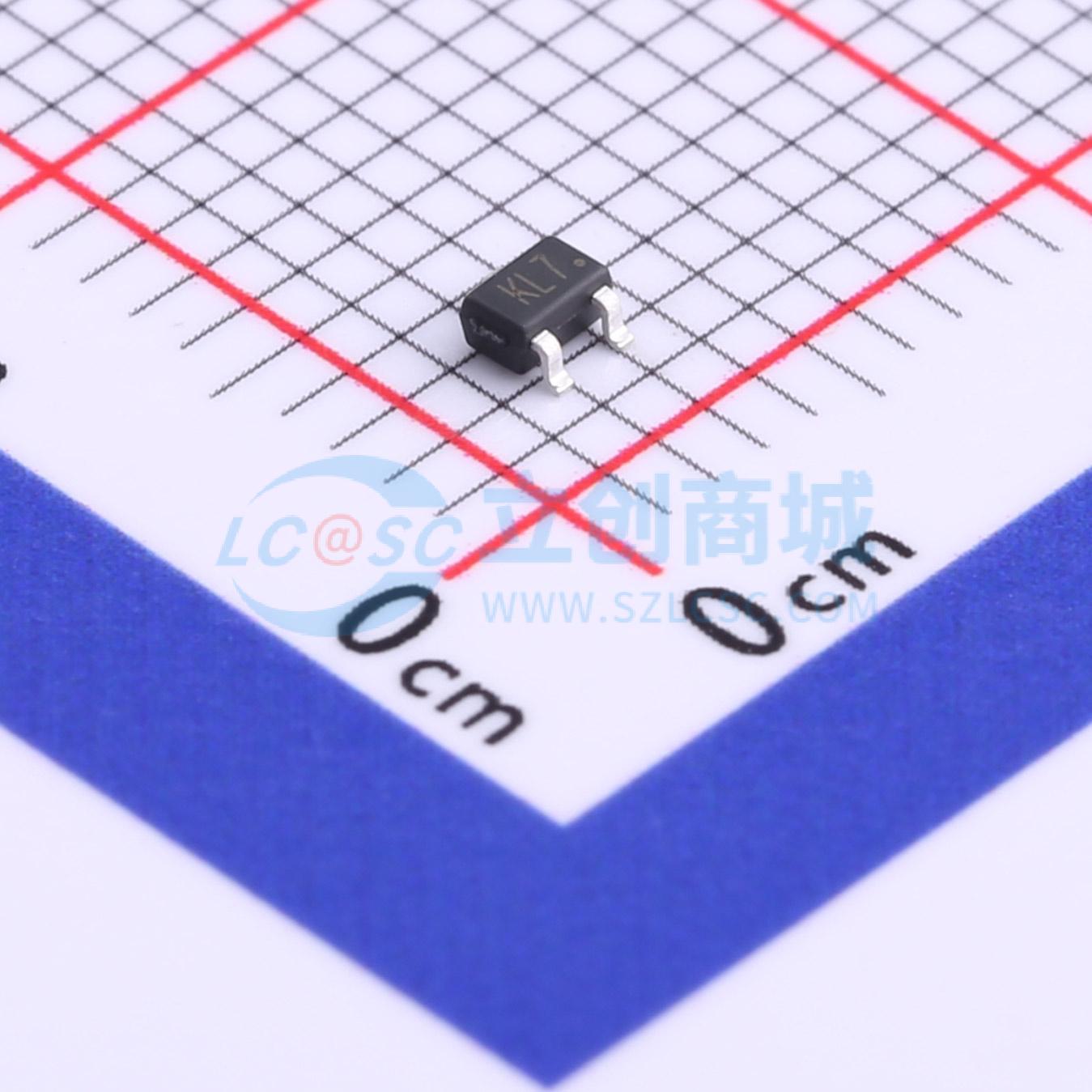 点击查看大图 BAT54CWTQ实物图