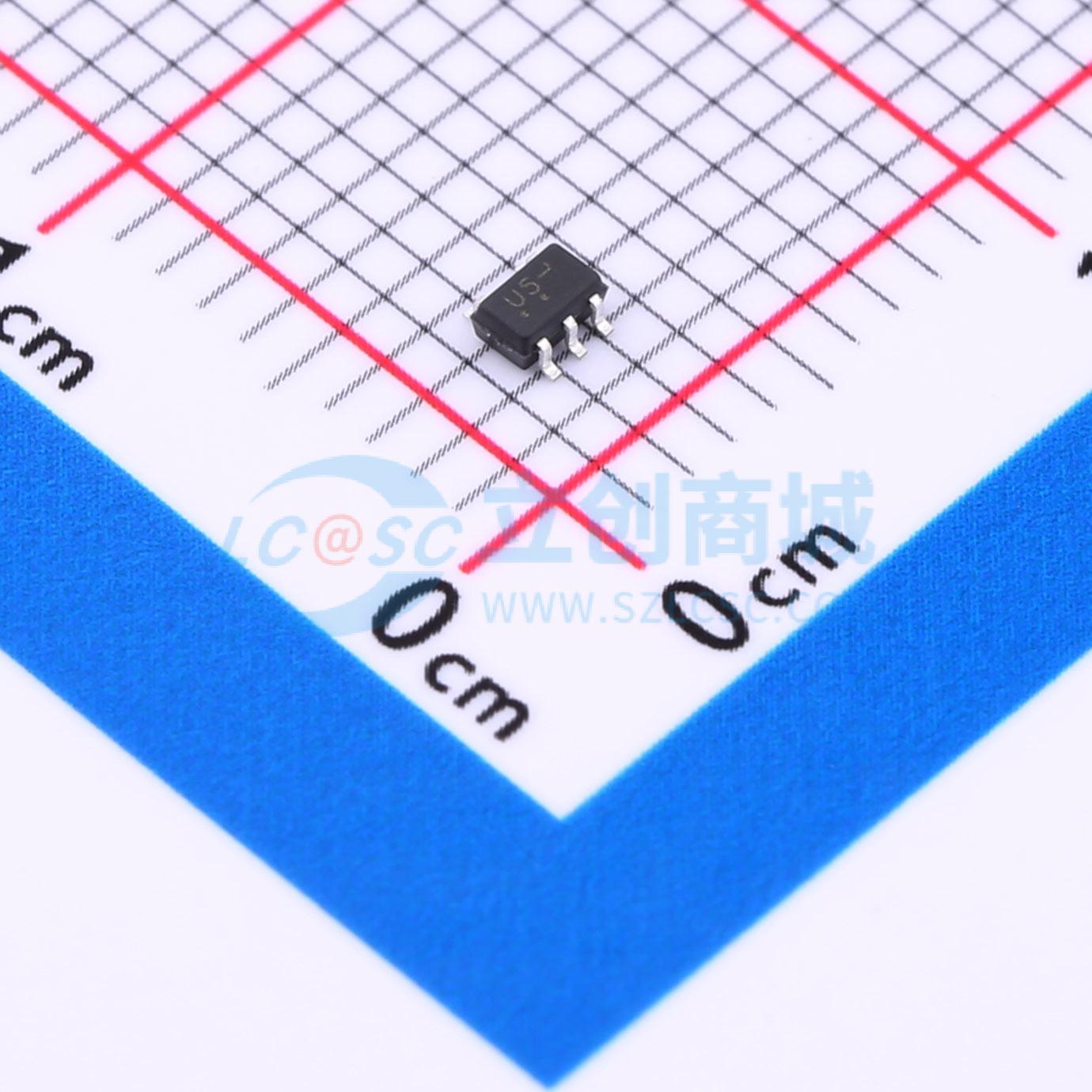 点击查看大图 NSVUMC5NT1G实物图