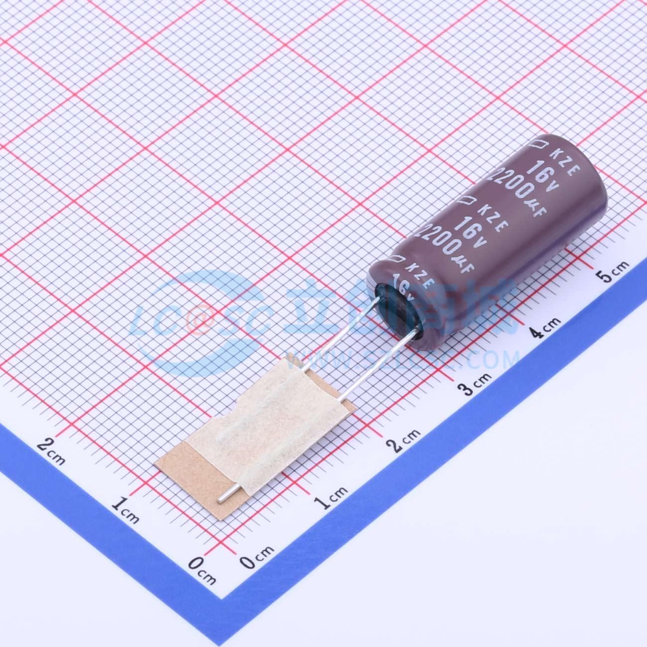 点击查看大图 EKZE160ETD222MJ25S实物图