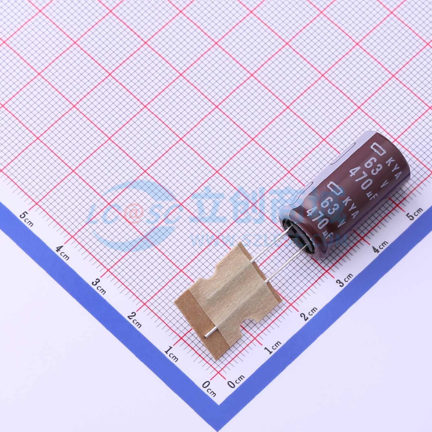 点击查看大图 EKYA630ETD471MK25S实物图