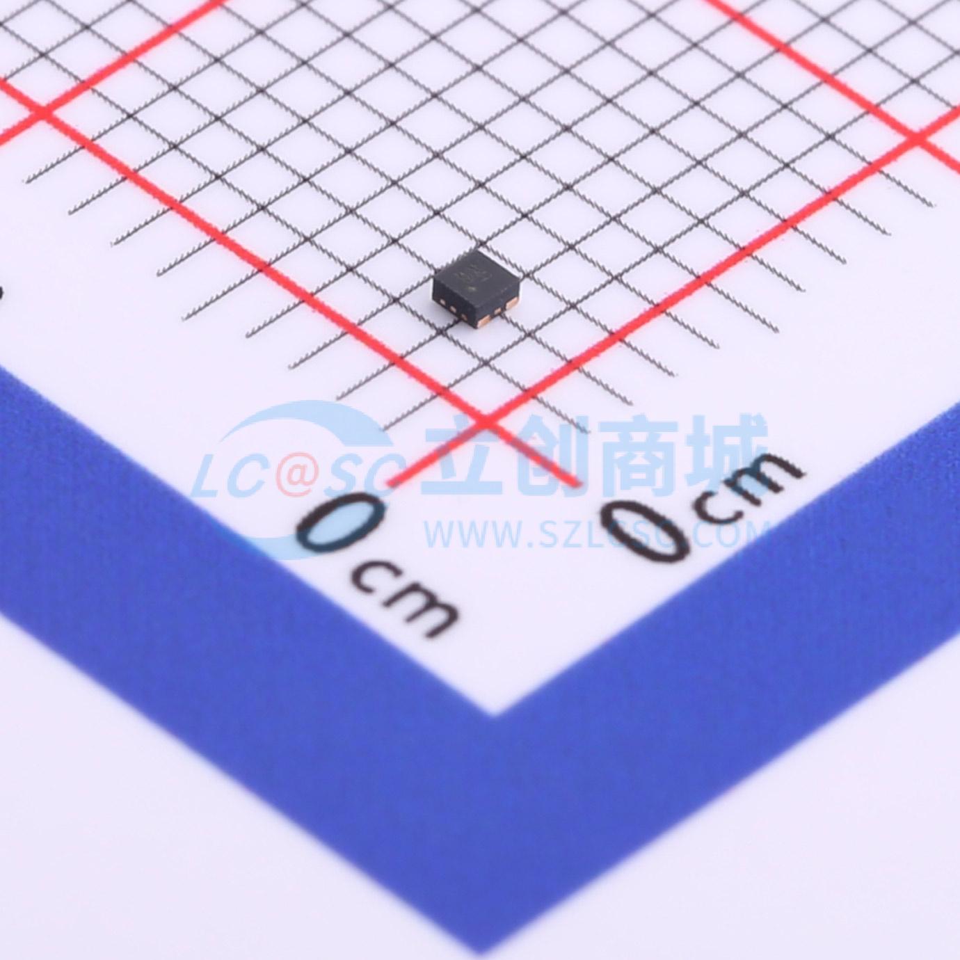 点击查看大图 NCP114AMX220TCG实物图