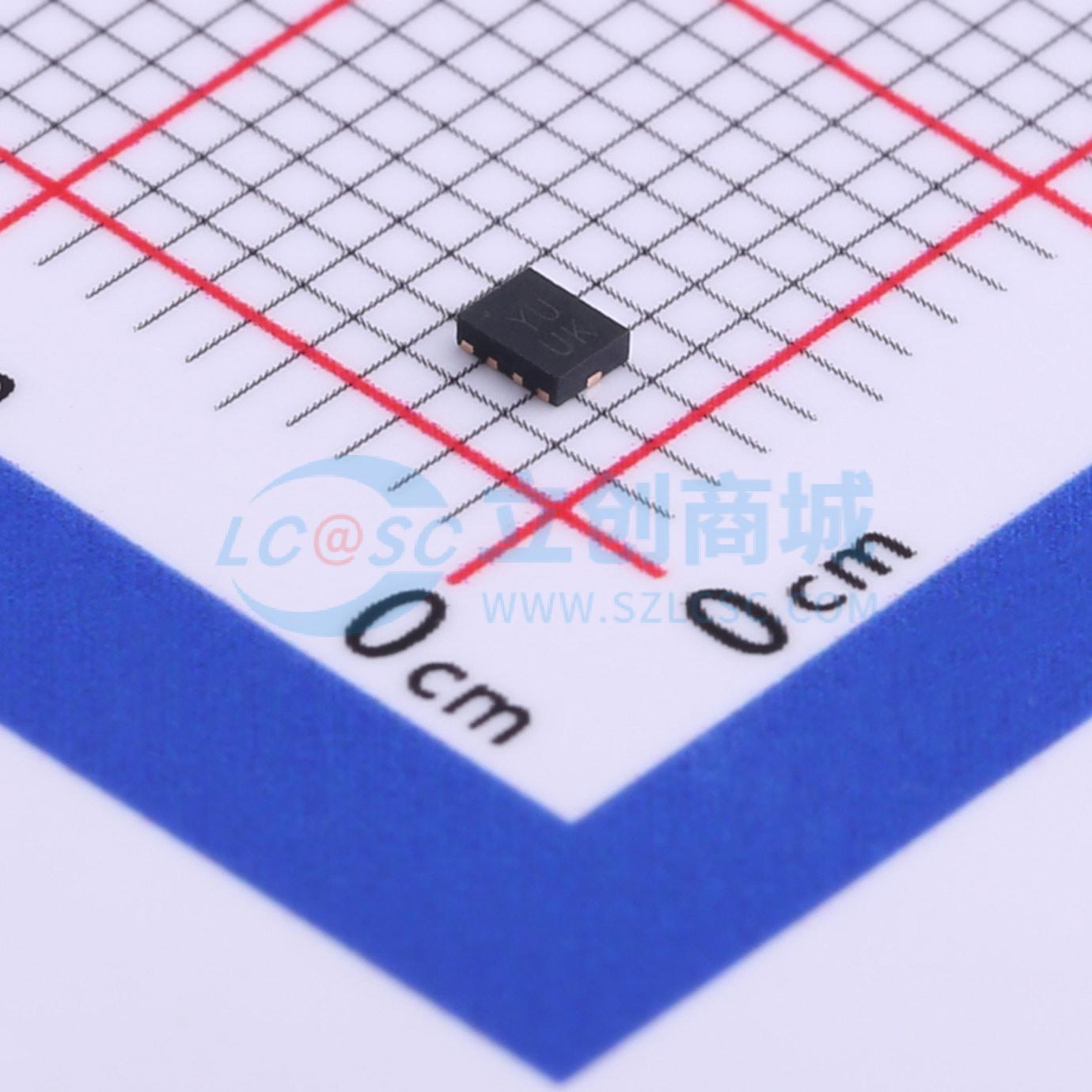 PI3USB221AZUAEX实物图