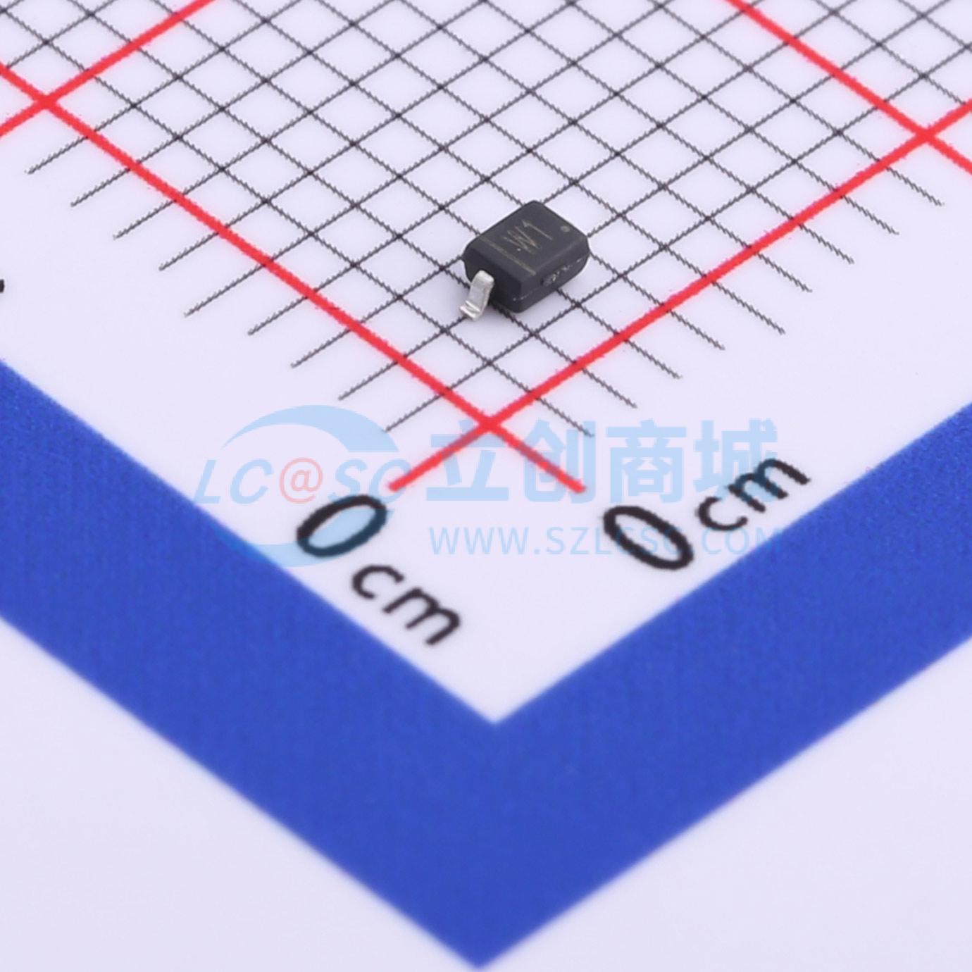 点击查看大图 BZT52C2V7S实物图