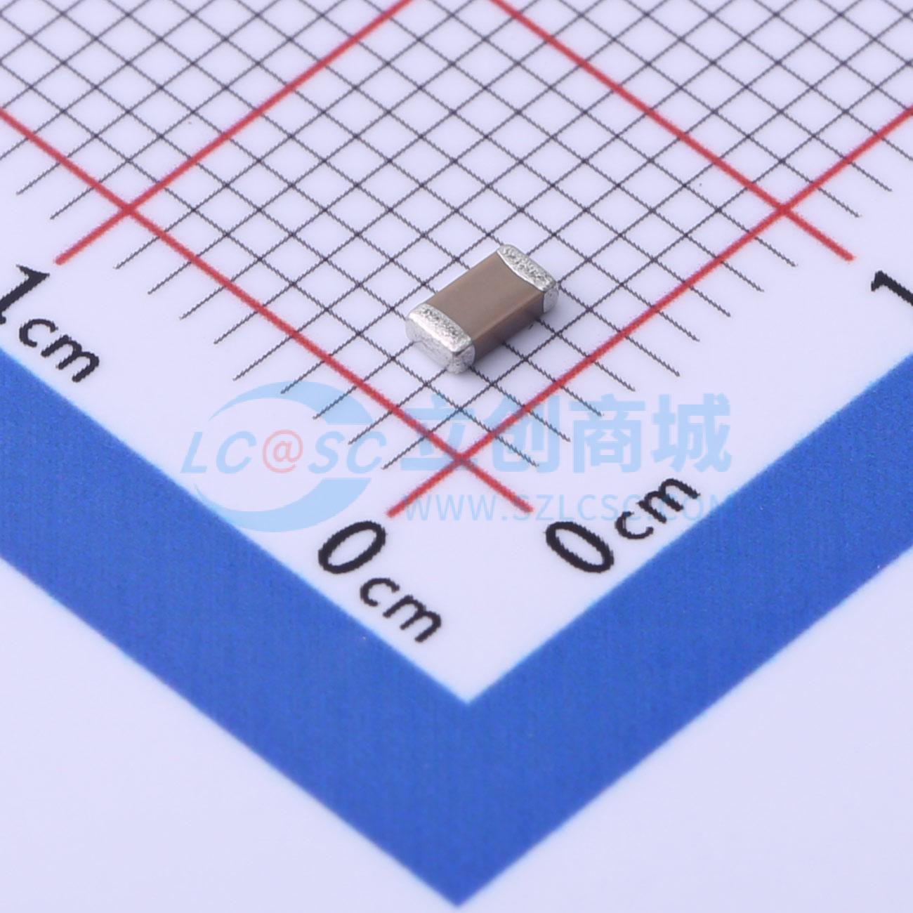 GRM319R71E684KA01D实物图