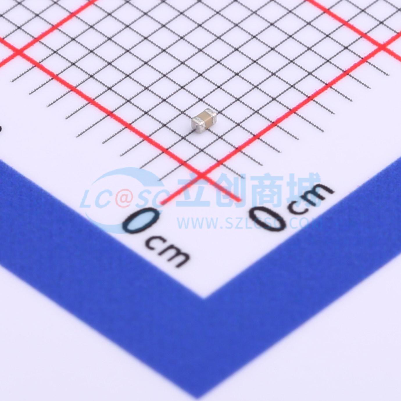 AC0402KRX7R7BB102实物图