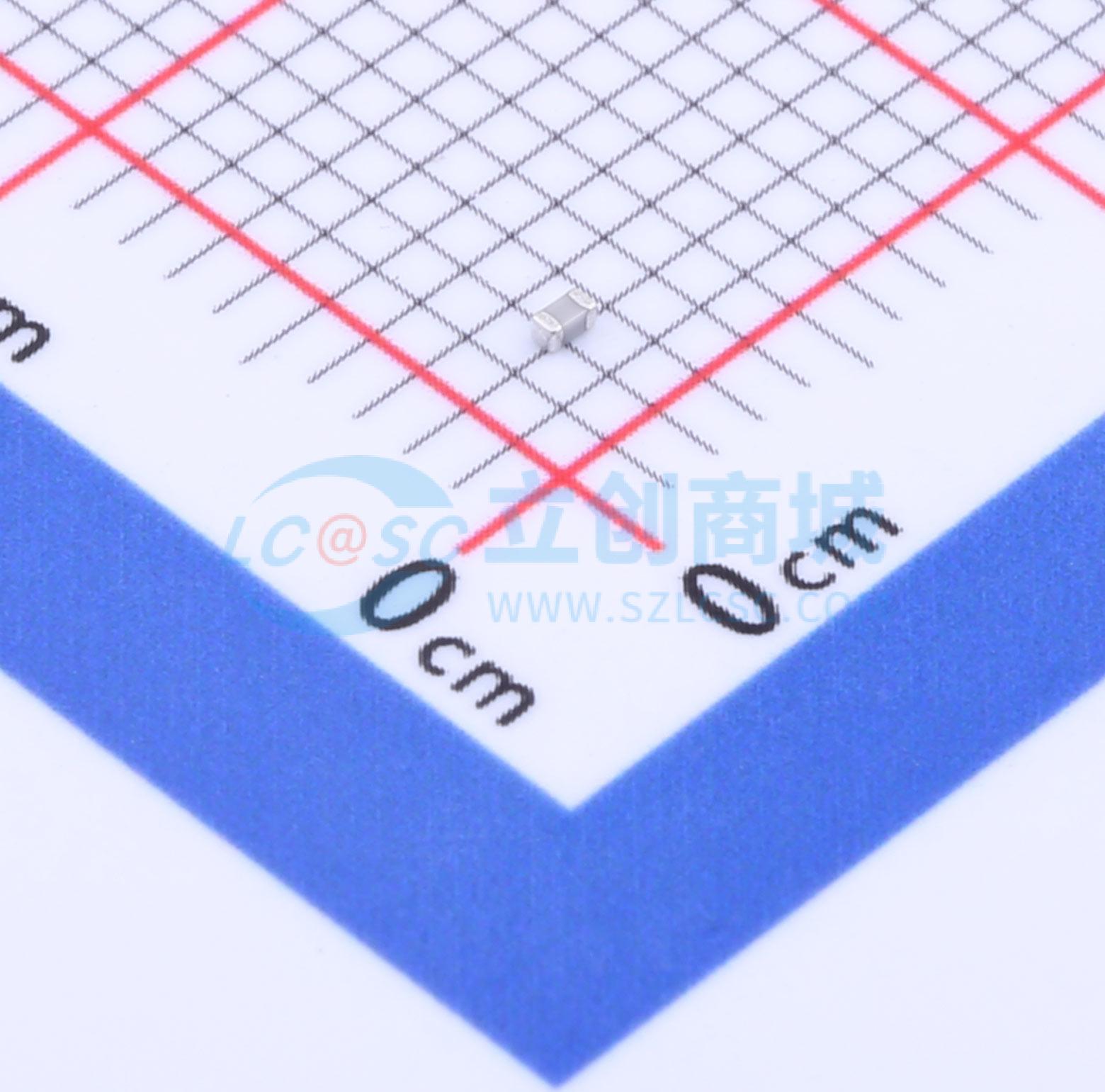 点击查看大图 GRM1555C1H561FA01D实物图