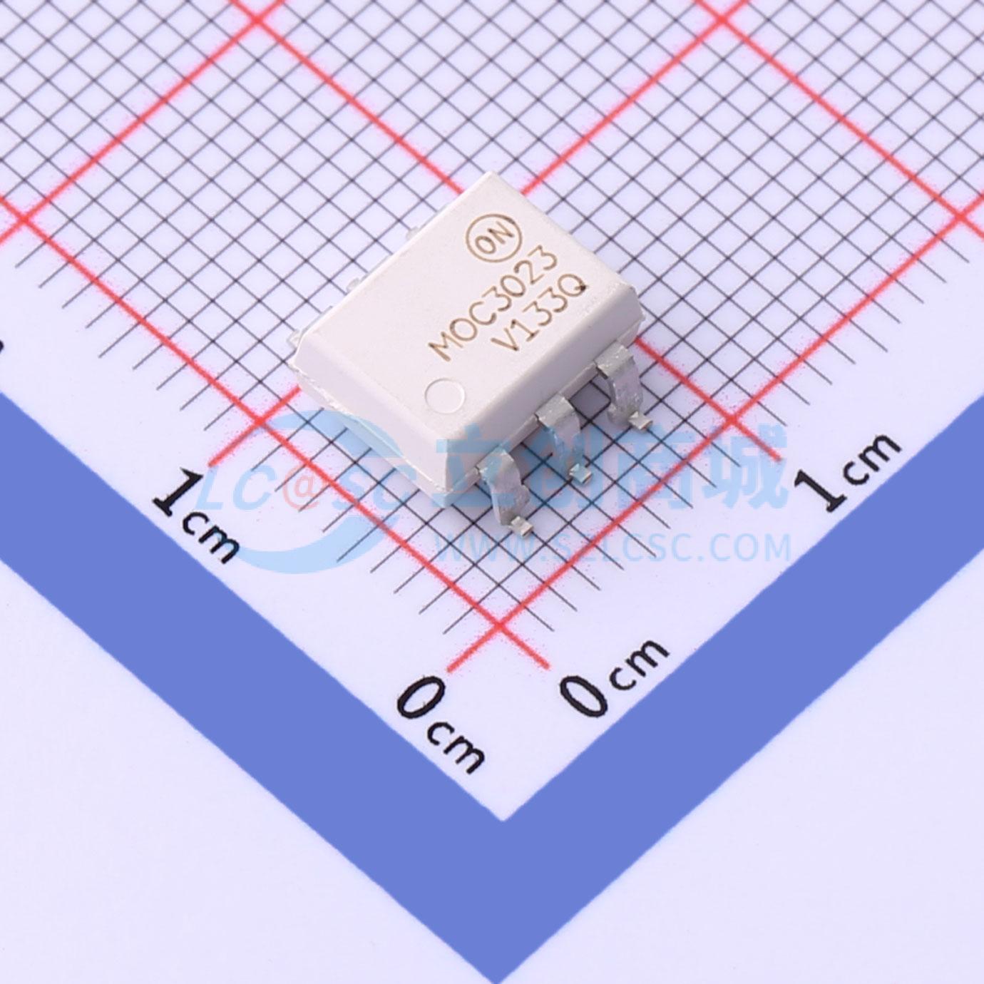 MOC3023SR2VM实物图