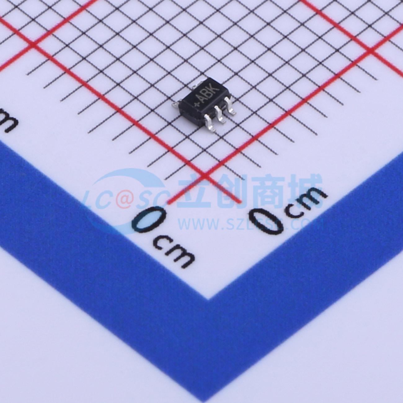 点击查看大图 MAX985EXK+T实物图