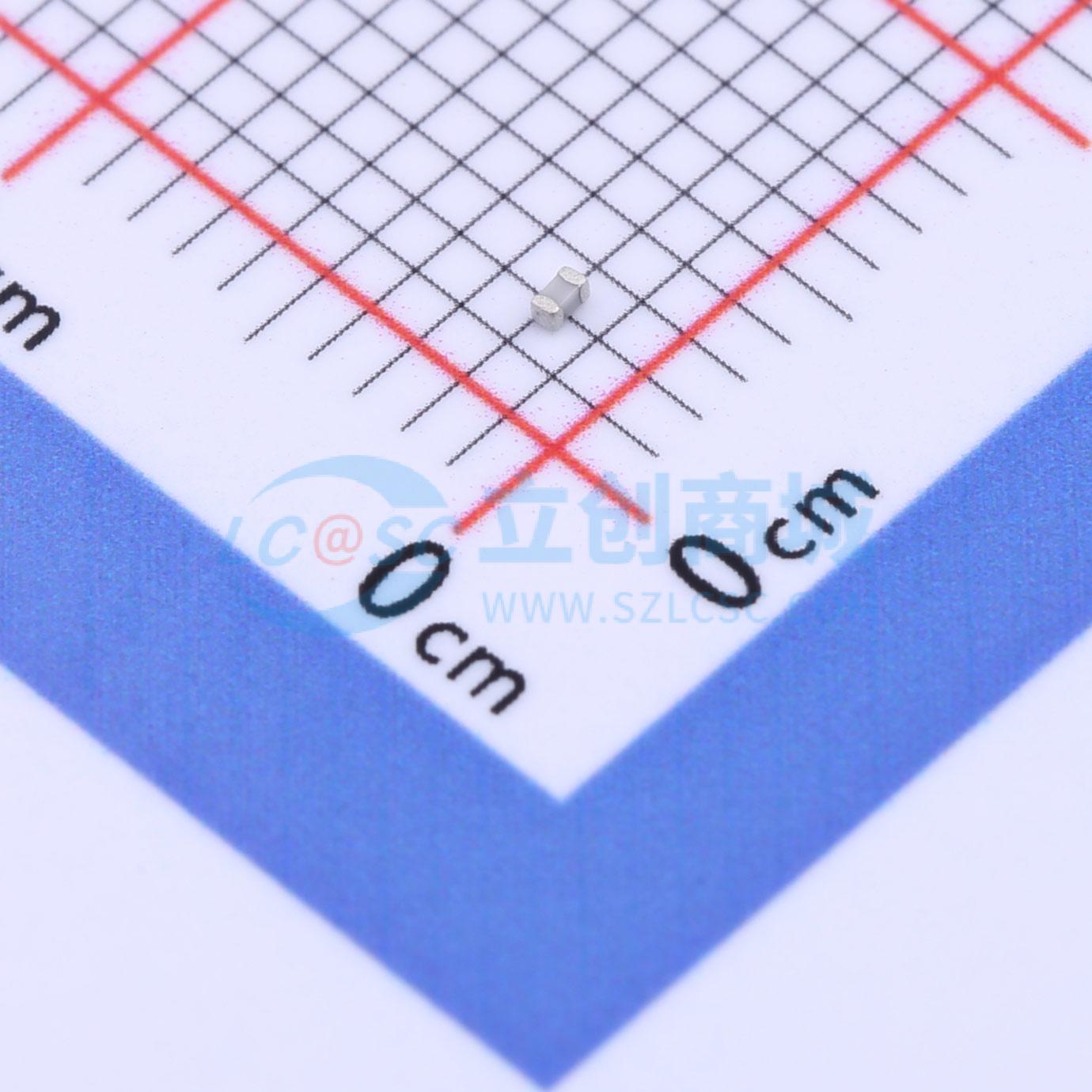 CC0402KRNPO9BN101实物图