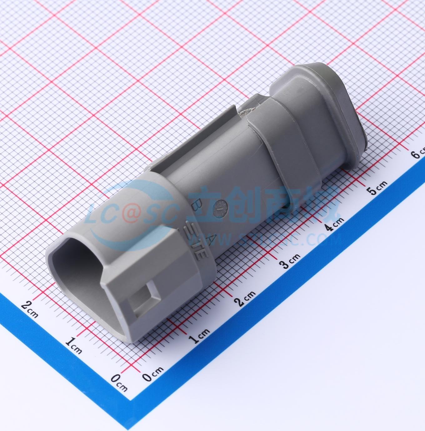 DT04-3P-E008实物图