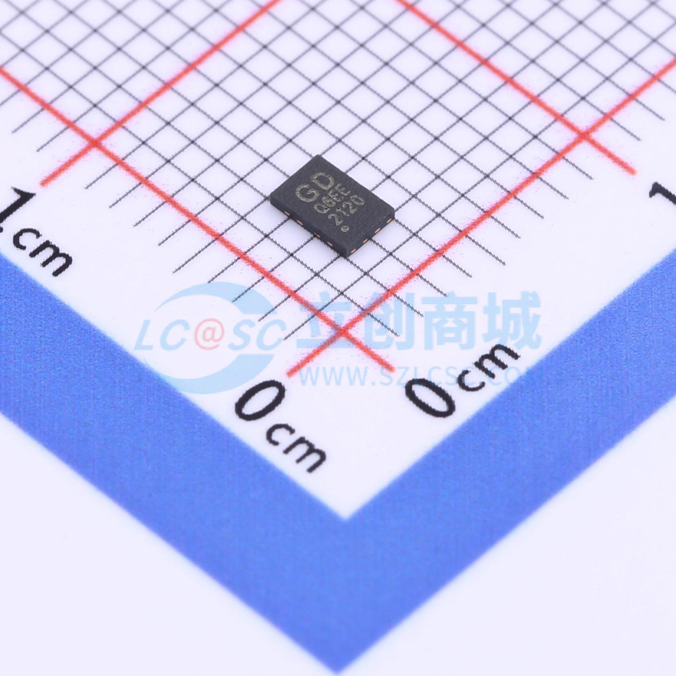 GD25Q32EEIGR实物图