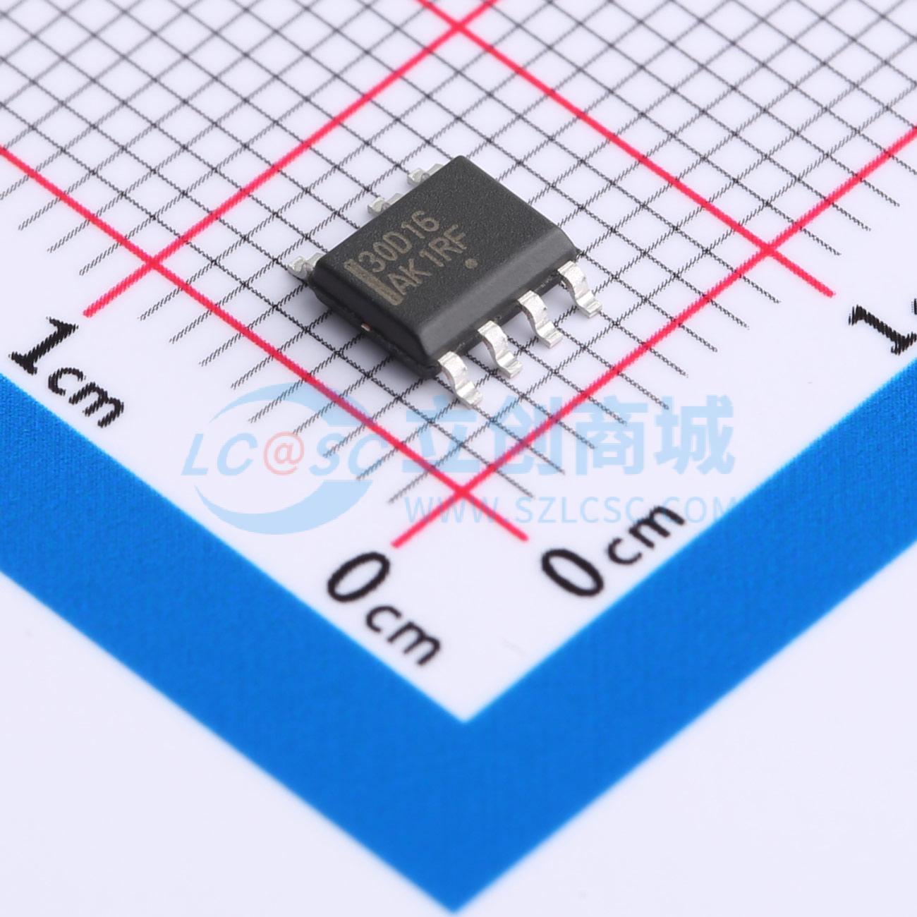 NCP1230D165R2G实物图